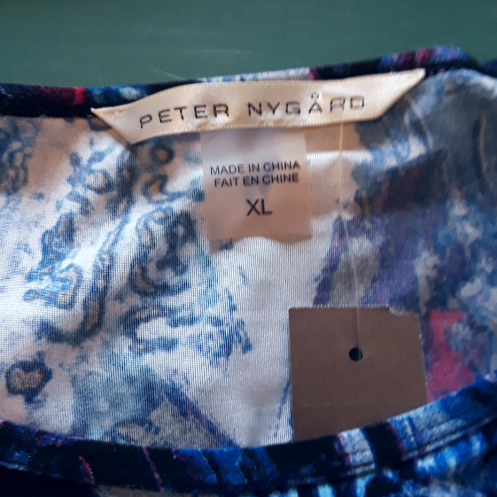 Top - Picture 2 of 2